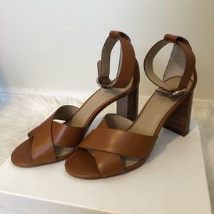 Ann Taylor Brown Leather Sandal